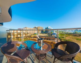 Отель "Dream Hotel" / "Дрим Хотел"