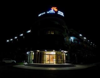 Отель "Dream Hotel" / "Дрим Хотел"