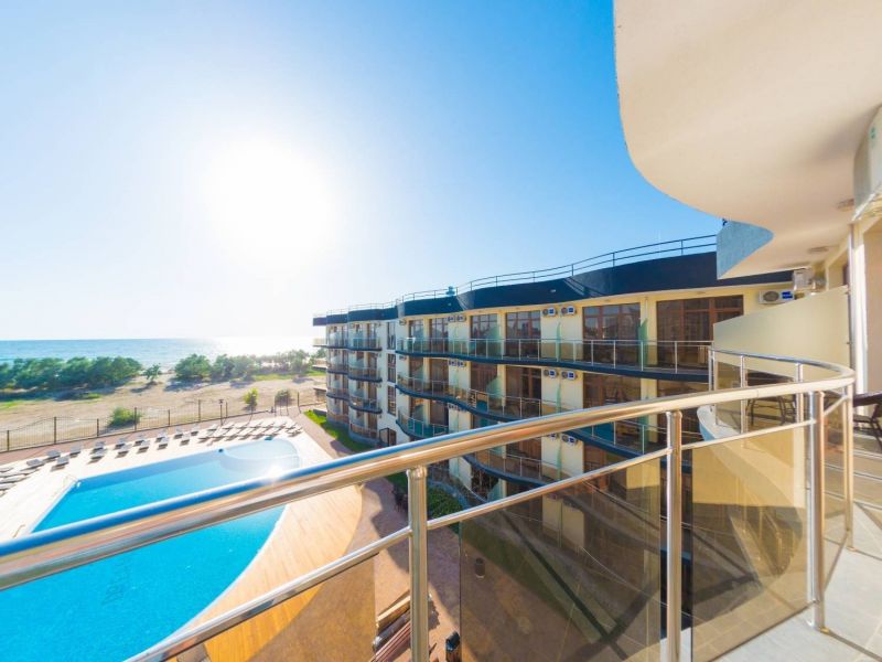 Отель "Dream Hotel" / "Дрим Хотел"